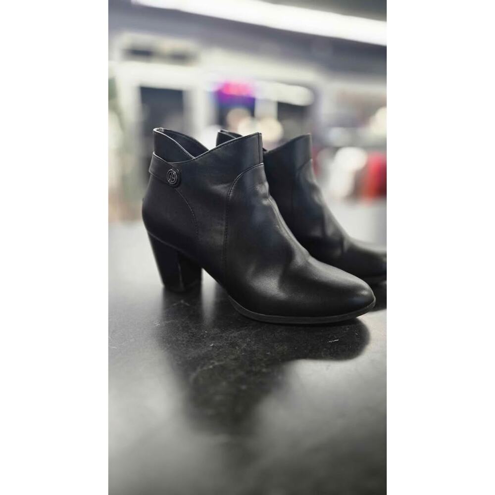 Giani Bernini Abellina Black Ankle‎ Booties Block Heel Size 9M